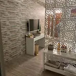 Sea View Silent Luxury Apartment