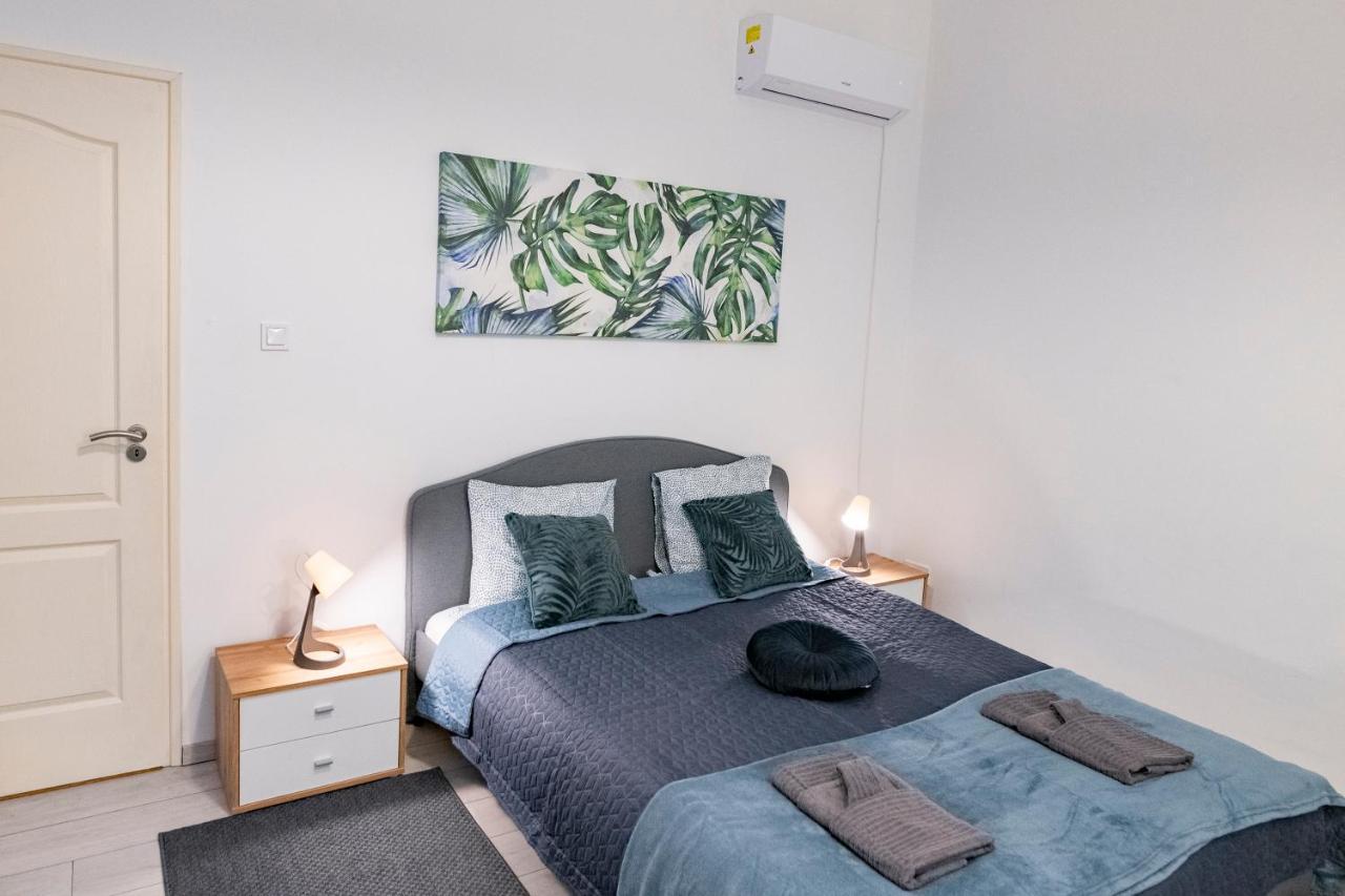 Sea View Silent Luxury Apartment Marbella